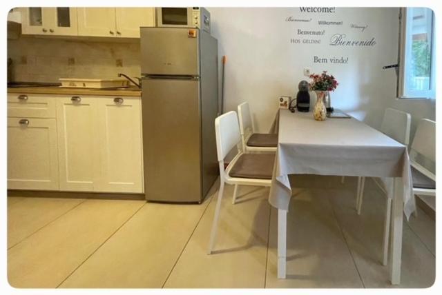 Ferienwohnung Apartman Sorgo Zambratija  Exterior foto
